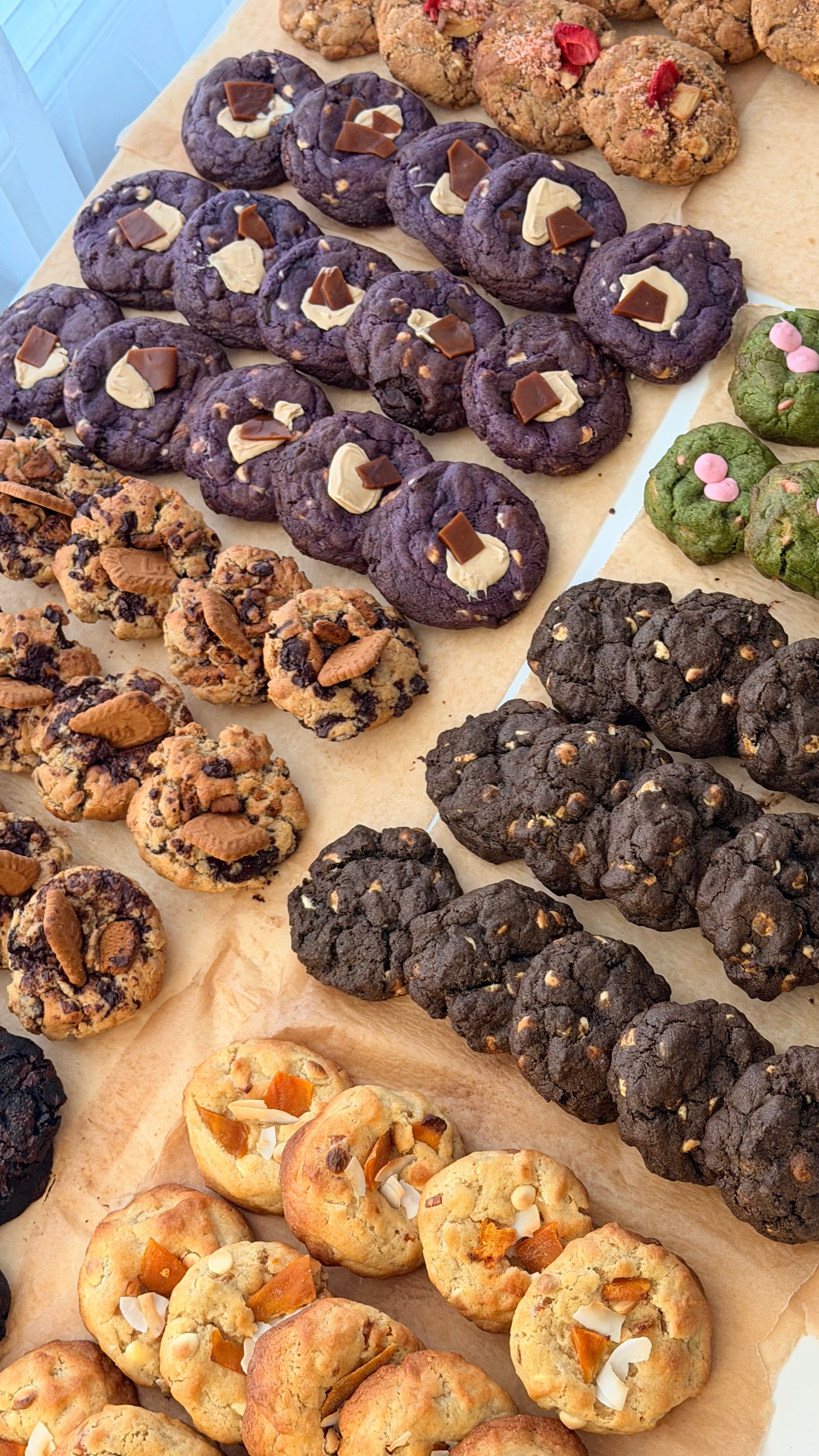 Box of 8 Asian Artisan Cookies